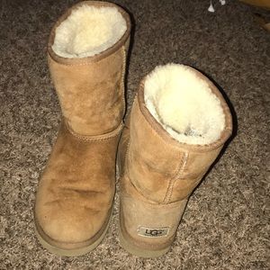 UGGS for cheap price!